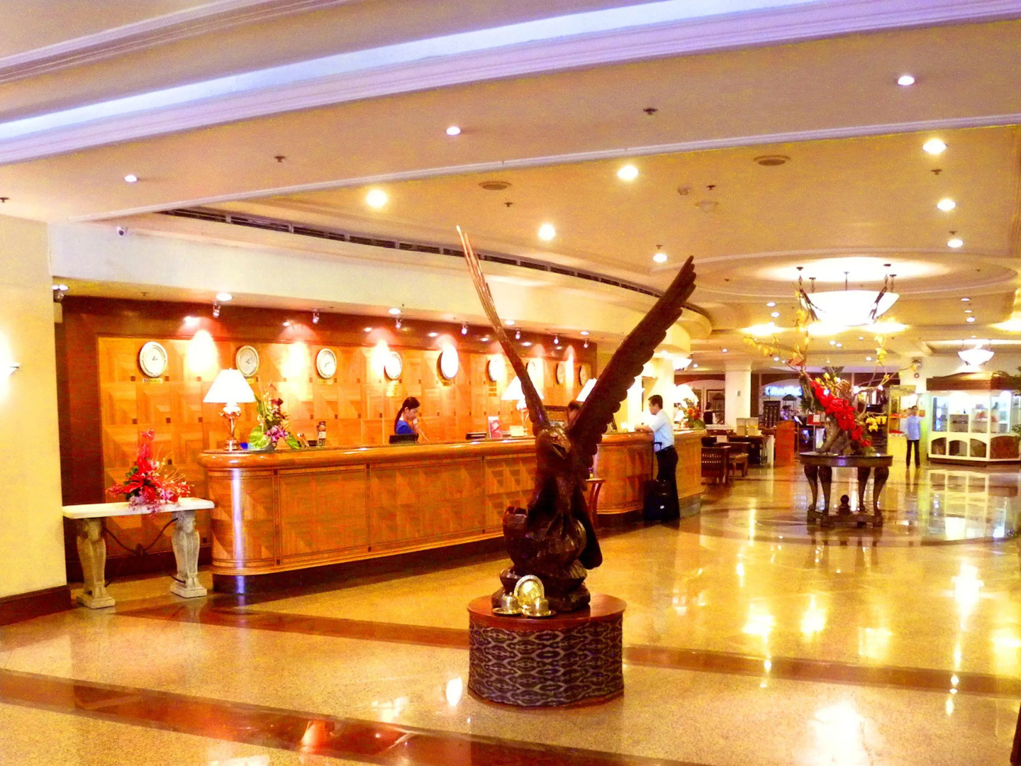 Grand Regal Hotel Davao