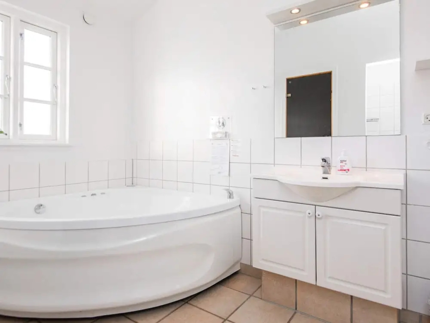 8 Person Holiday Home in Aabenraa-by Traum