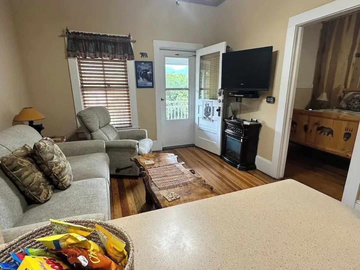 Calhoun House Inn & Suites