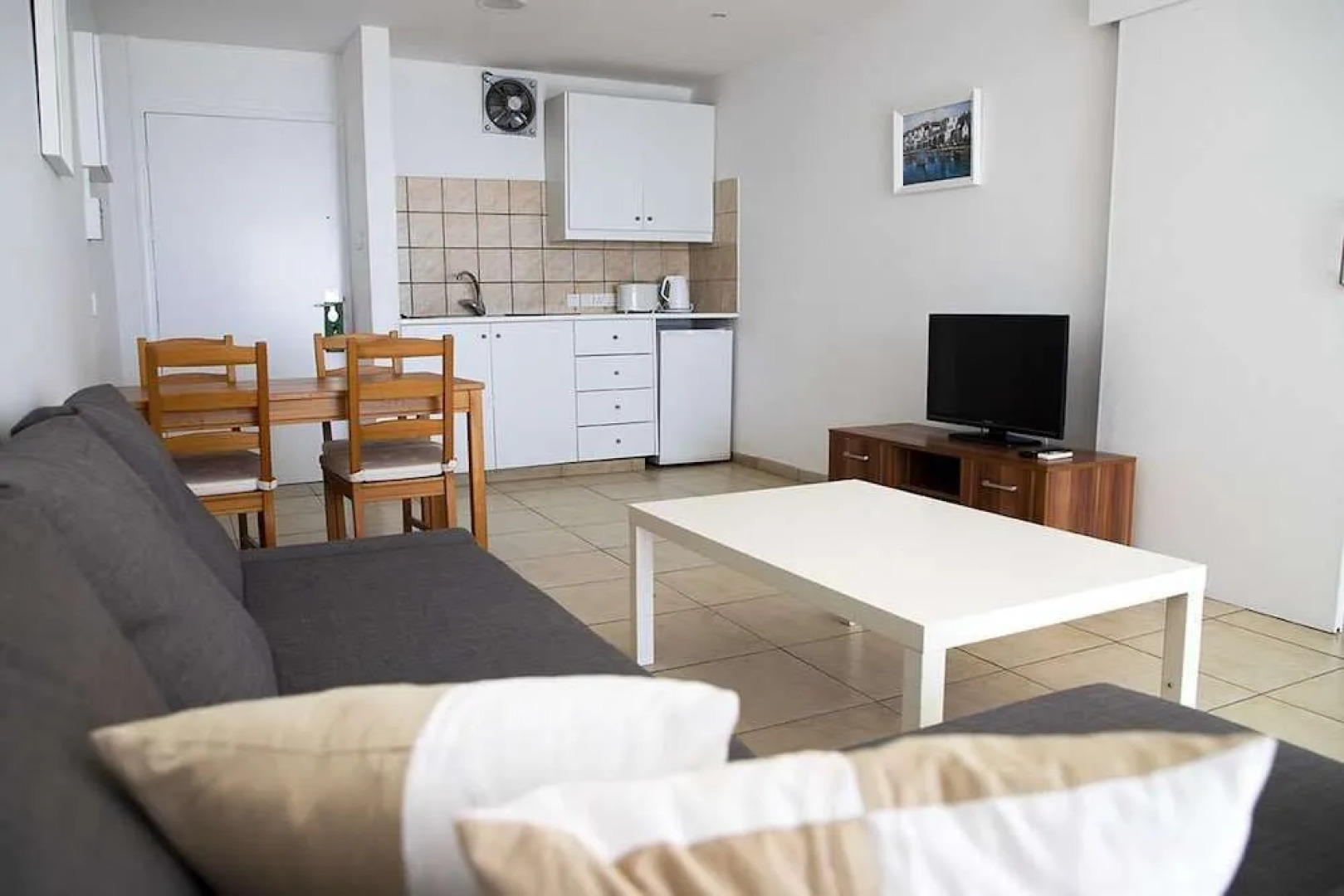 Sun Hall Beach Hotel Apartments