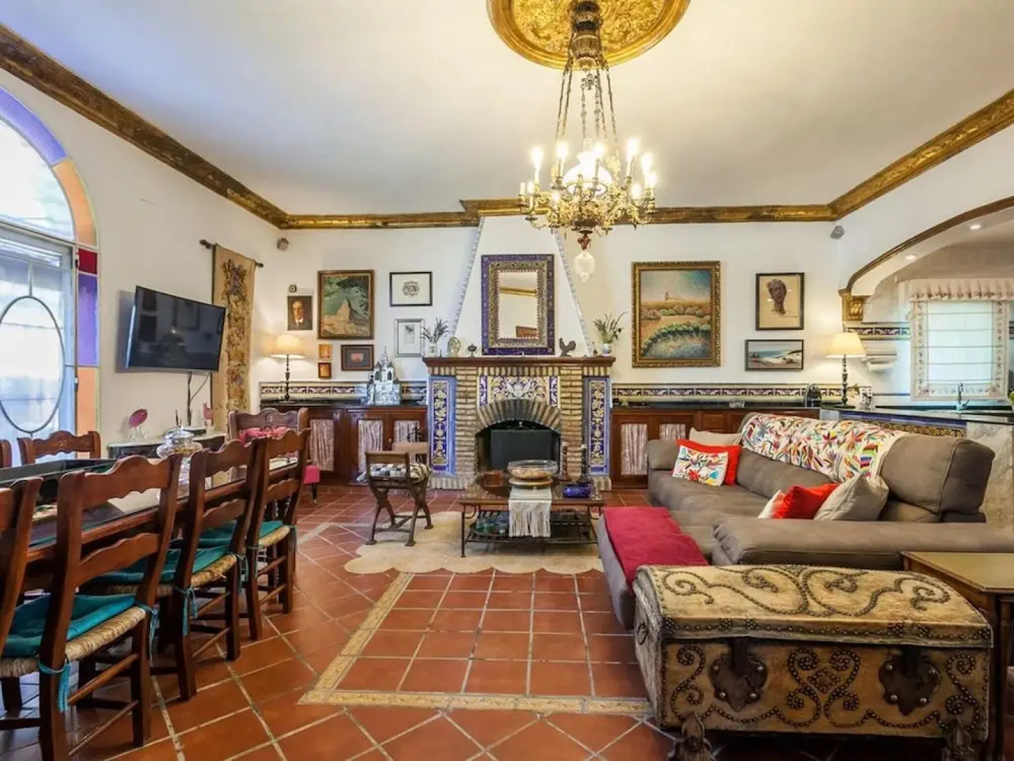 Villa With 4 Bedrooms in Los Palacios y Villafranca, With Private Pool