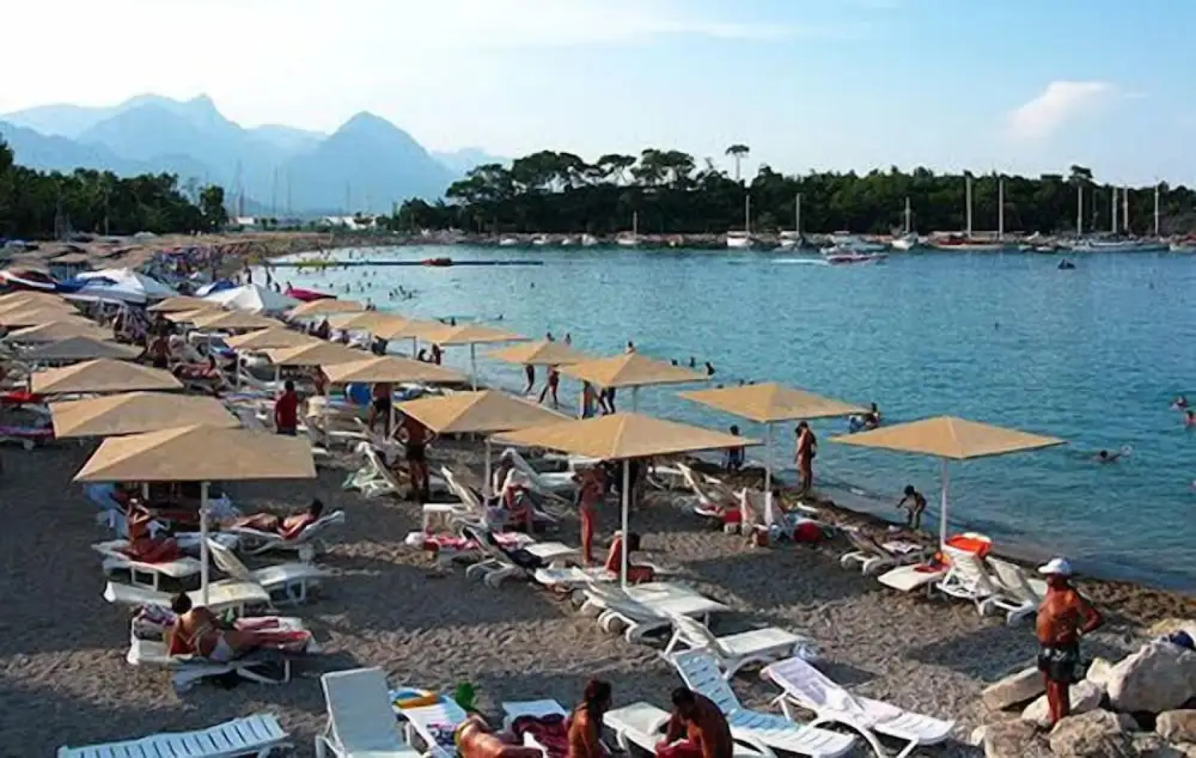 Isabel Hotel