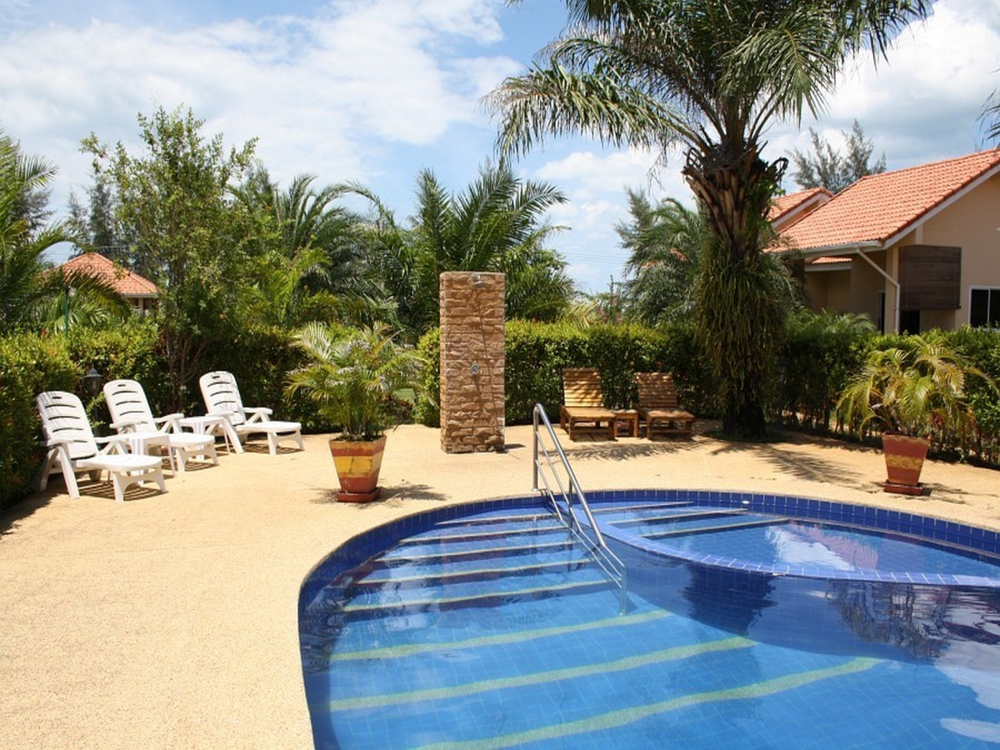 Ao Thai Resort