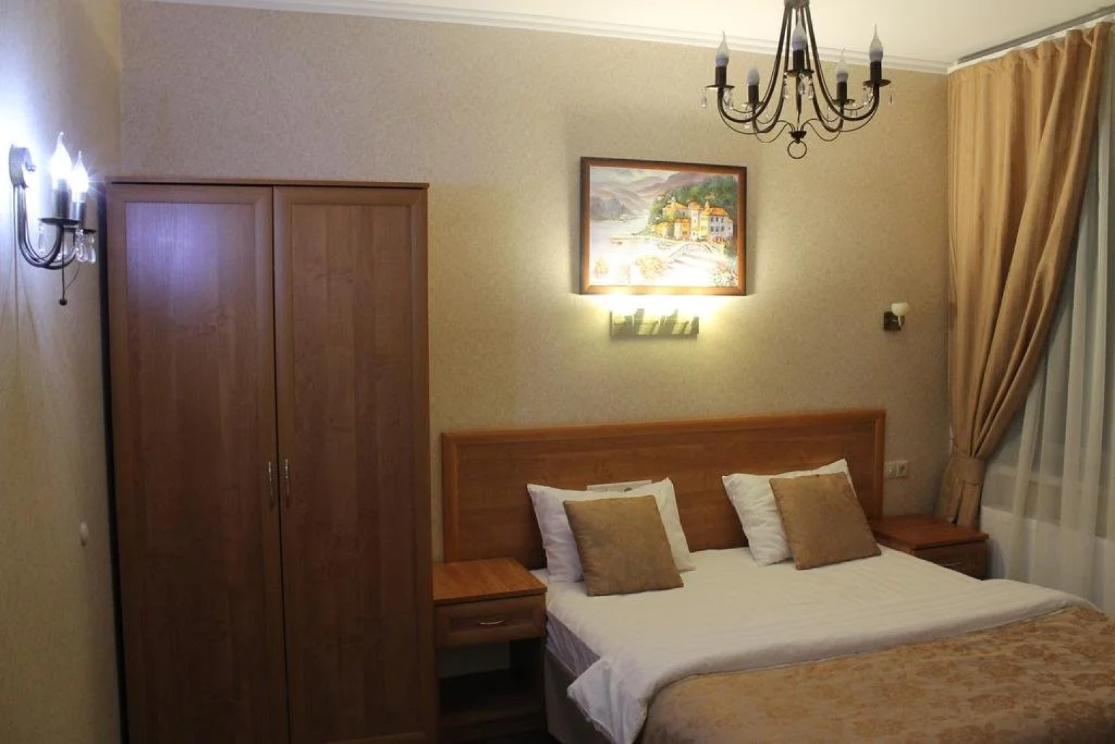 Отель Тиара