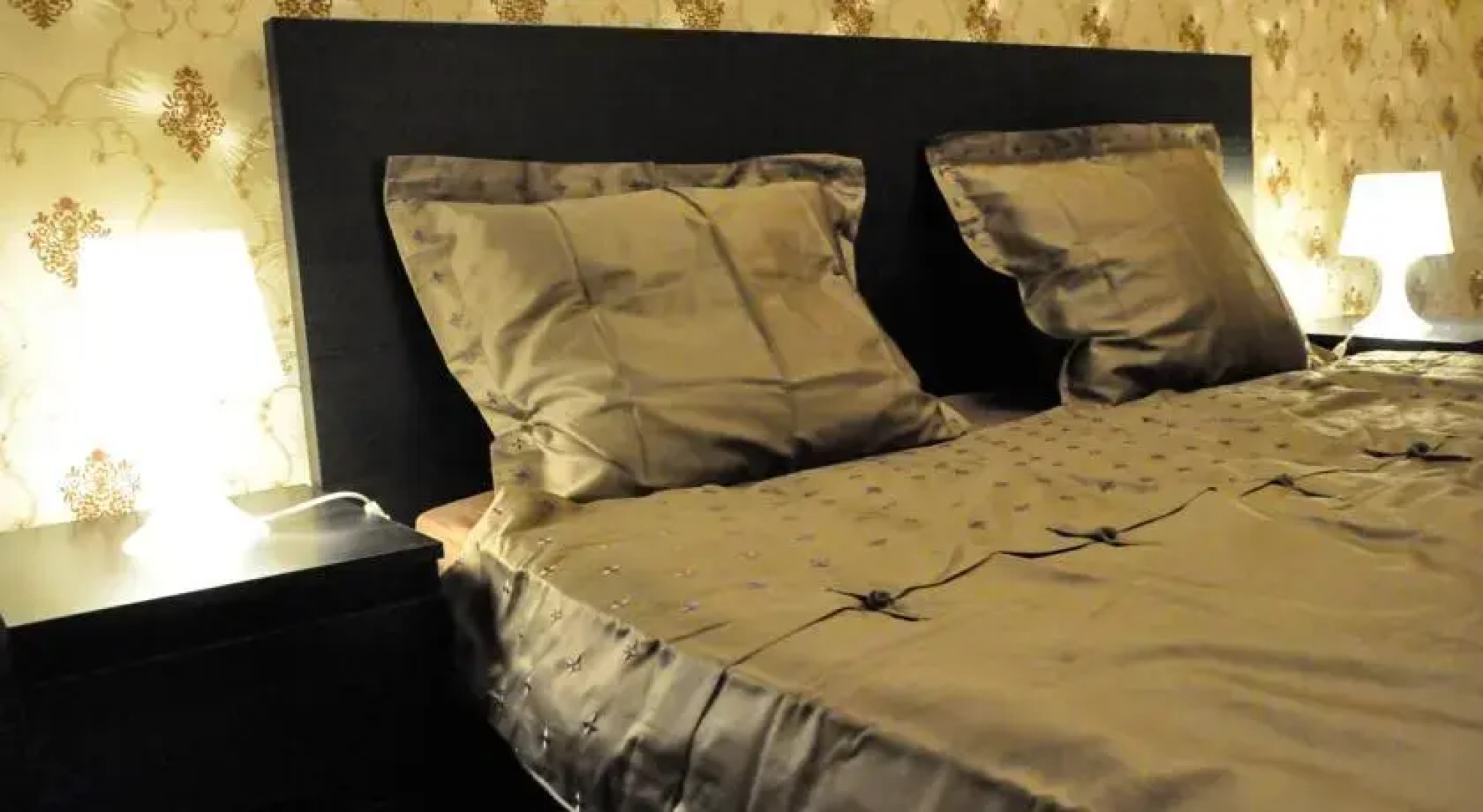 Charming Central Apartment Ploiesti