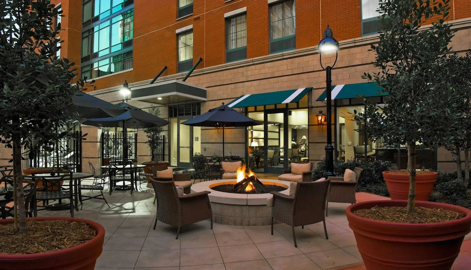 Hampton Inn & Suites Little Rock-Downtown