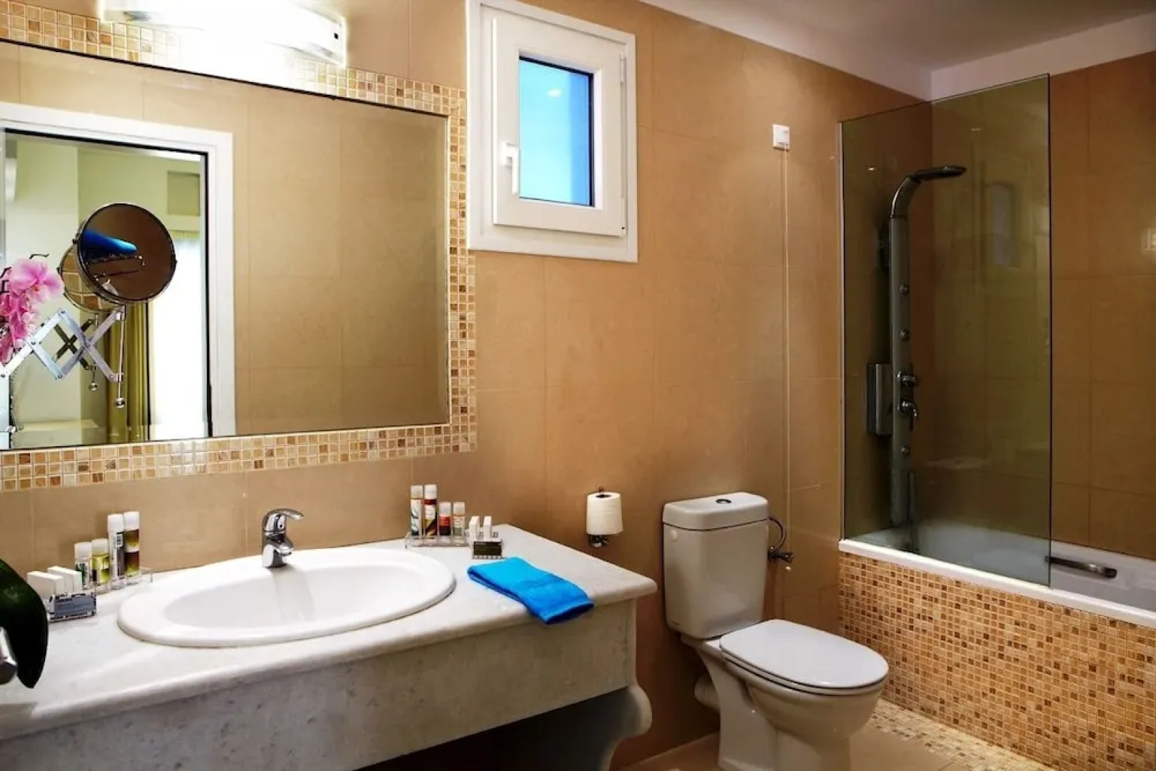 Mitos Suites Luxury Hotel In Naxos