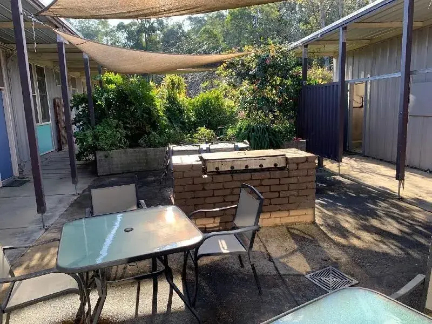 Nowa Nowa Hotel Motel