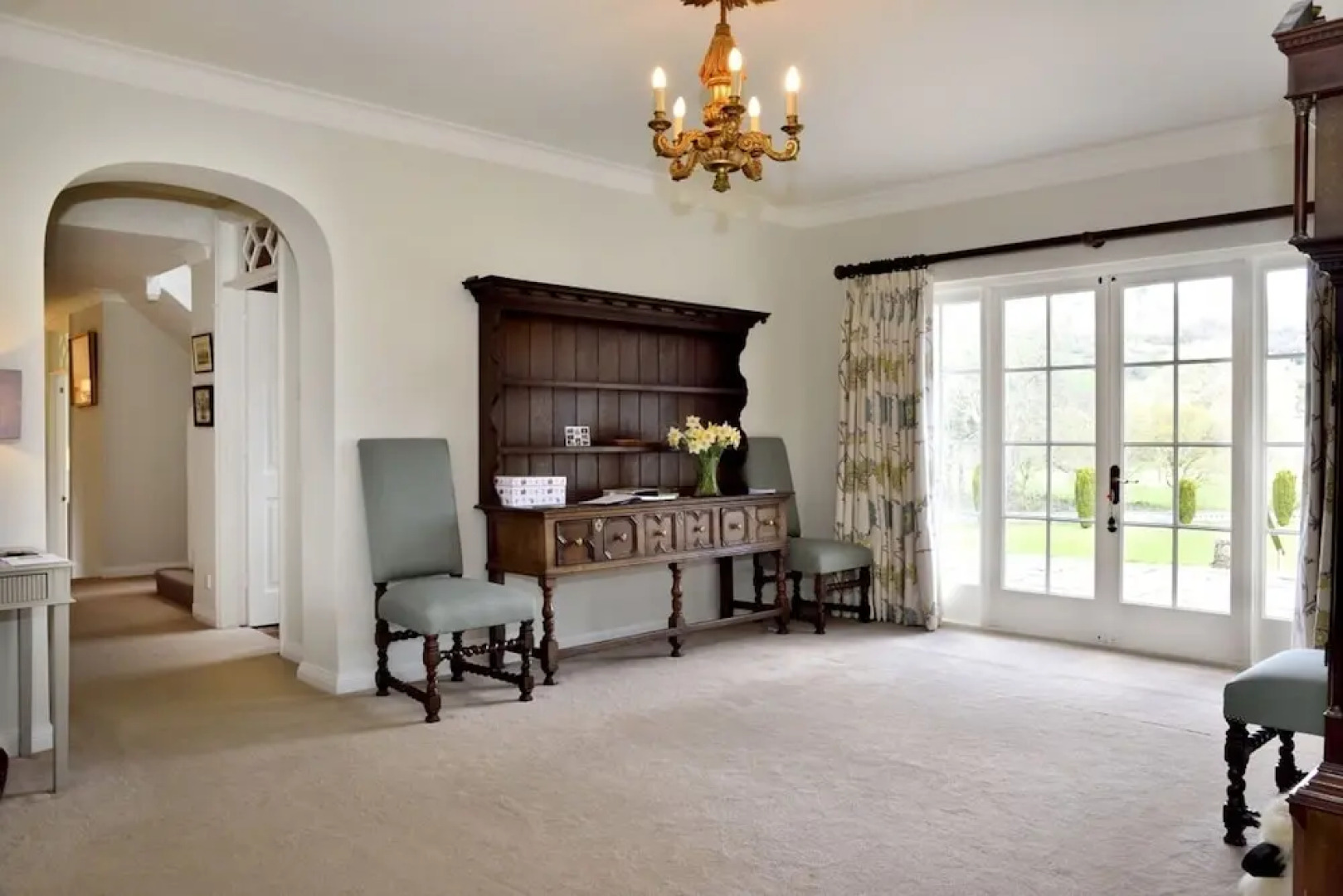 7 Bed Lodge With Mountain Views, Glanusk Estate