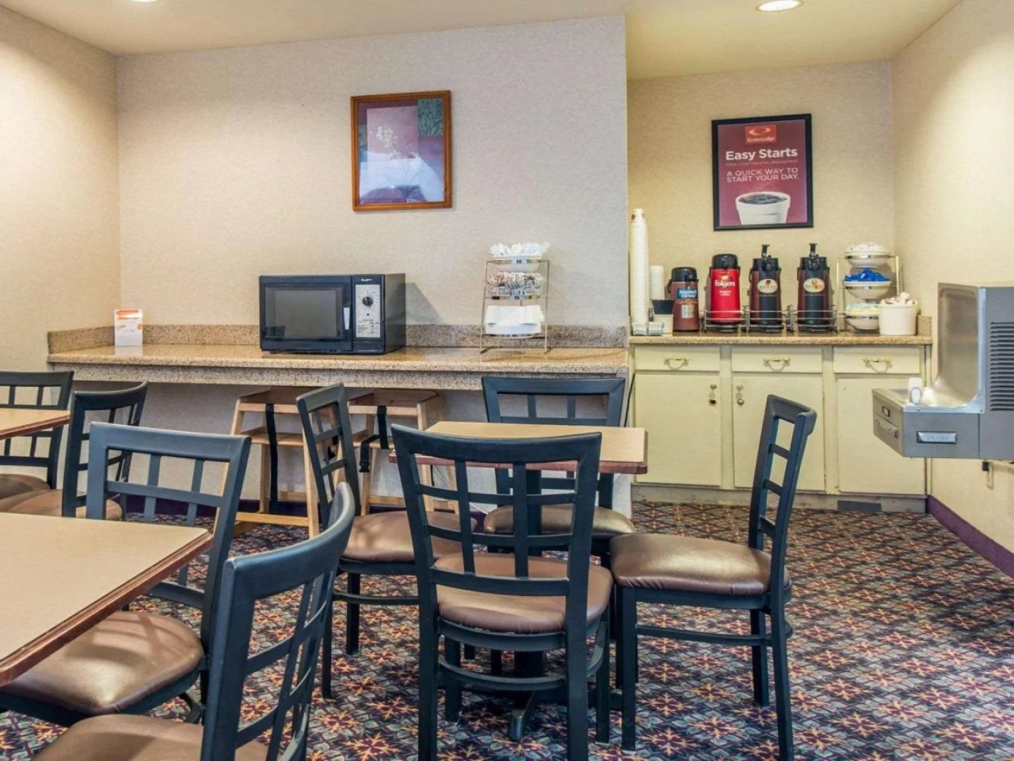 Econo Lodge North Academy