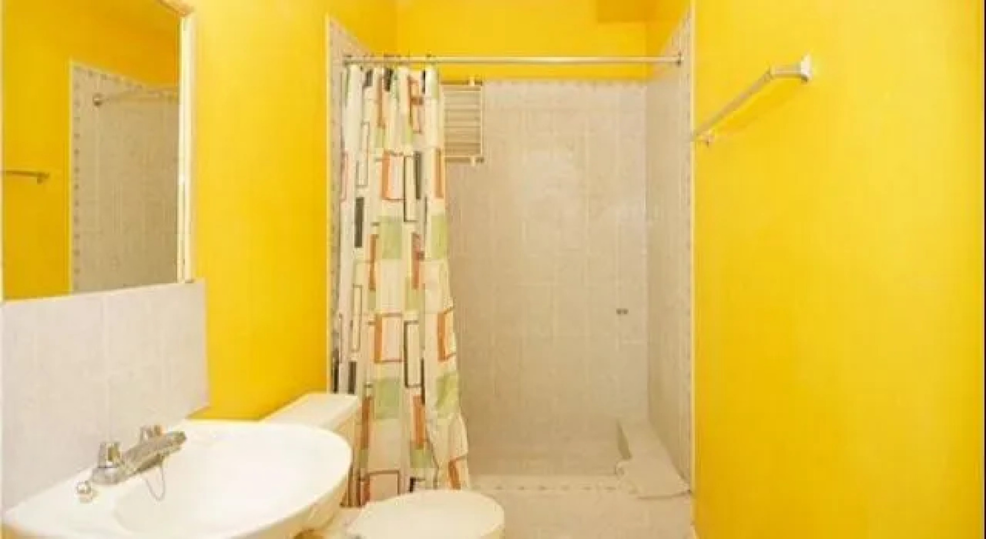 Cozy Spot In Kingston