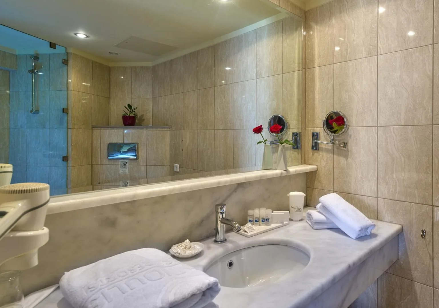 Giannoulis Santa Marina Plaza - Adults Only