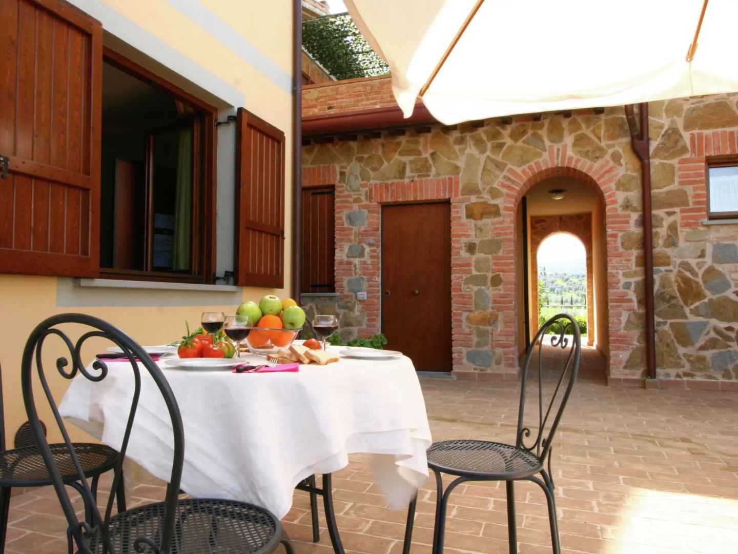 Apartment in Monte del Lago Near Lake Trasimeno