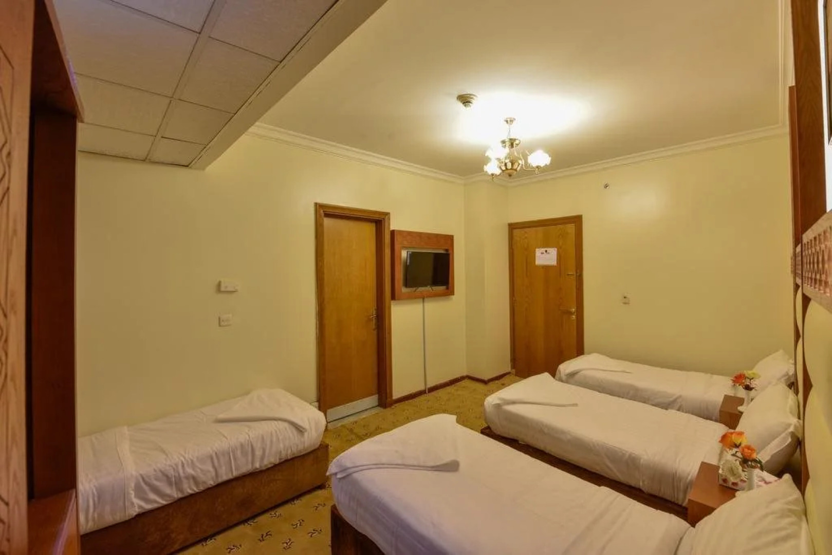 Al Mokhtara Golden Hotel