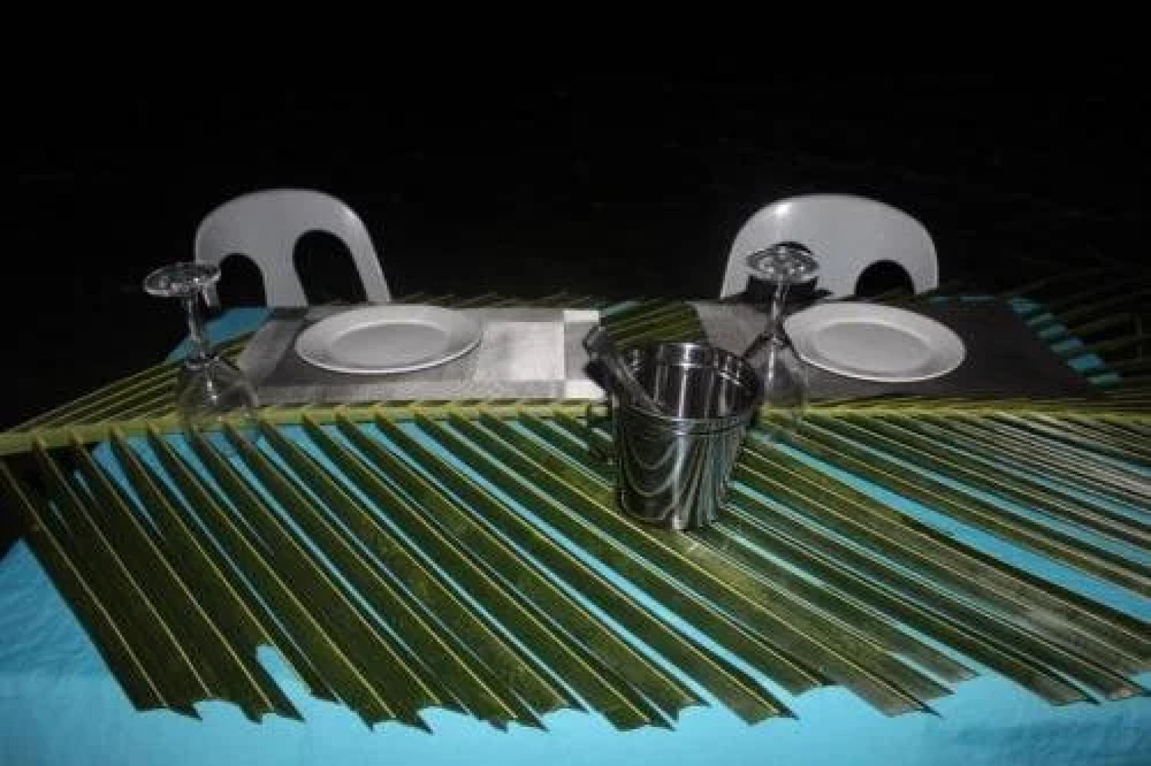 Nichos Island Resort