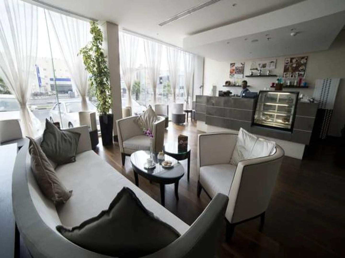 Golden Tulip Dammam Corniche Hotel