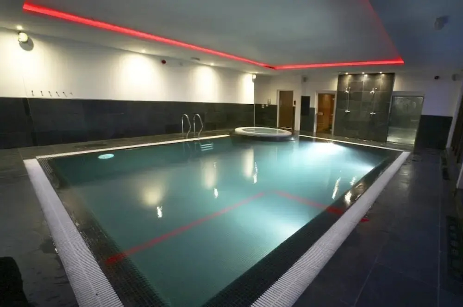 Ramada Resort by Wyndham Park Hall Wolverhampton