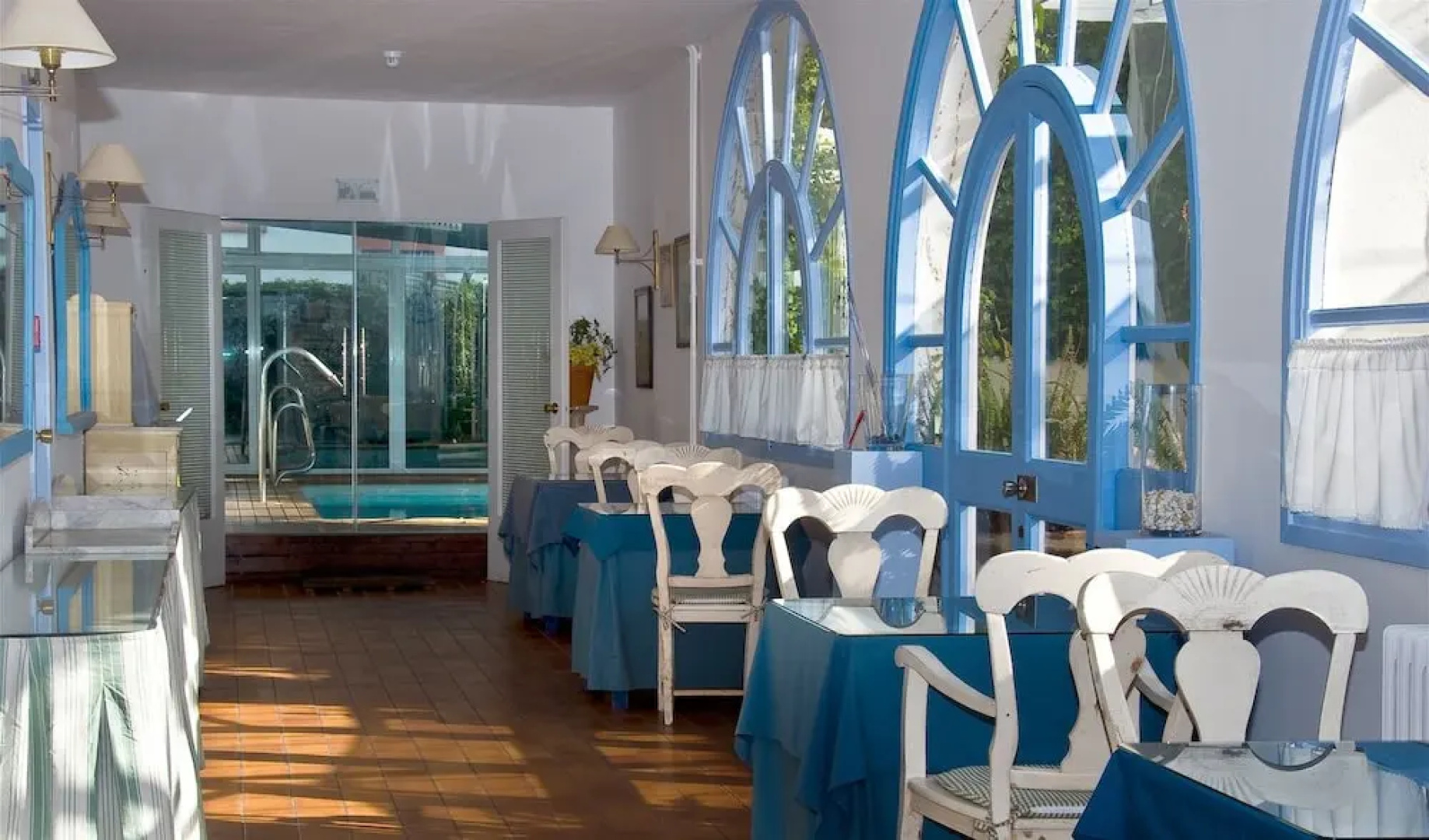 Hotel César