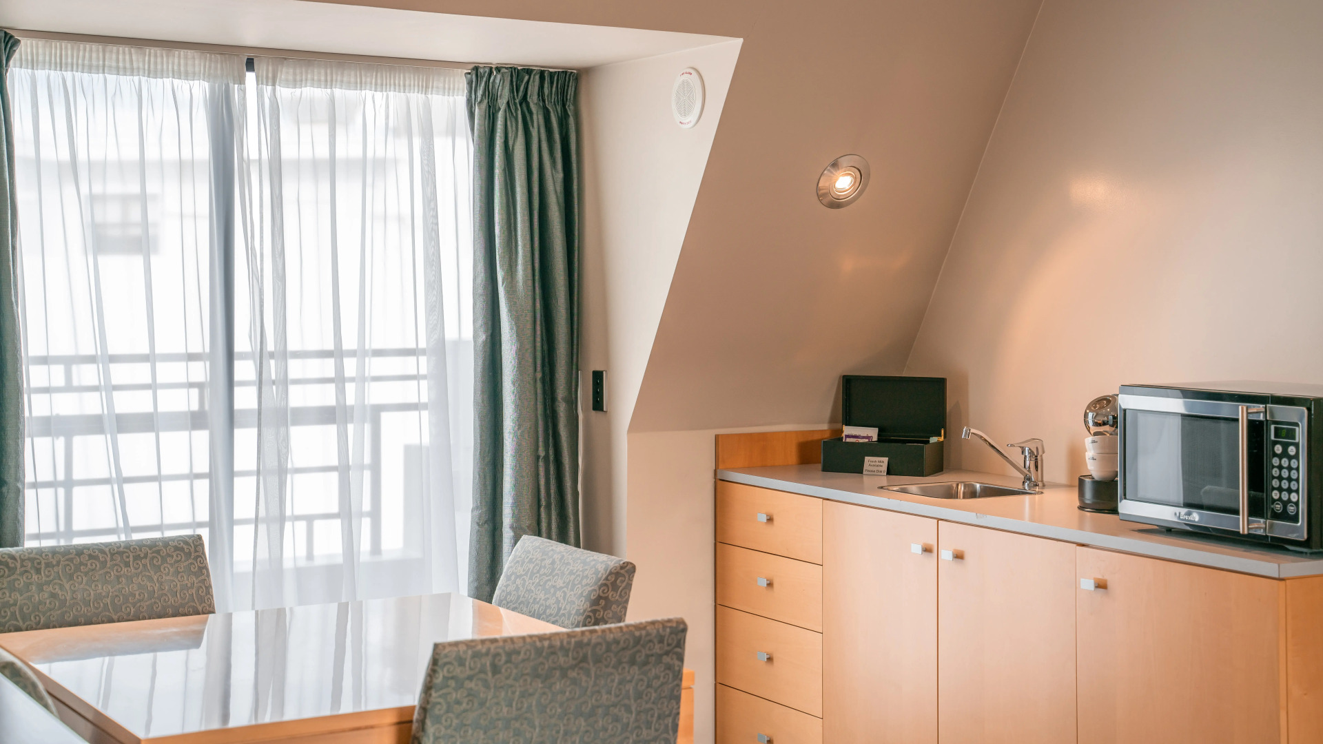 Scenic Hotel Southern Cross