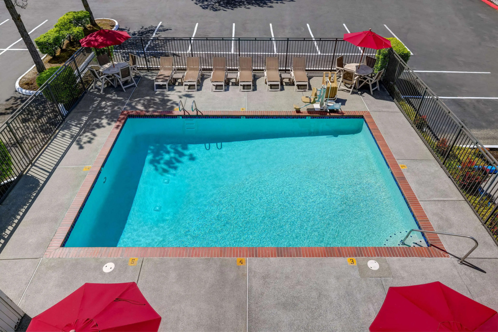 Motel 6 Kirkland, WA - North Kirkland