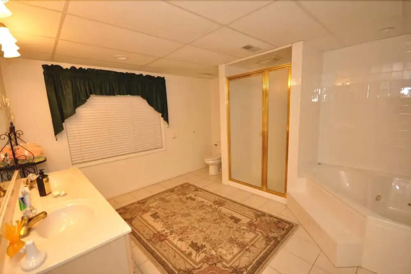 Vacation Homes by Rumbling Bald Resort