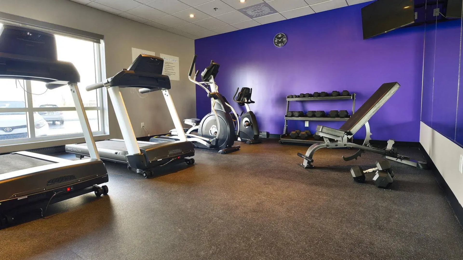 Holiday Inn Express & Suites Vaudreuil by IHG