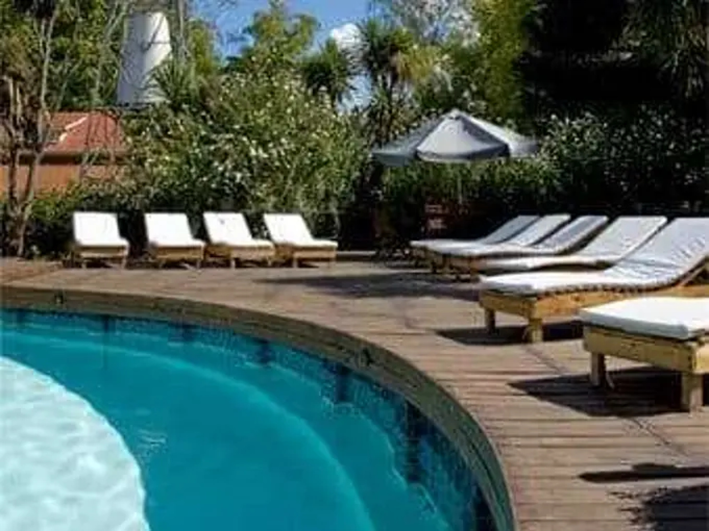 Howard Johnson Finca Maria Cristina