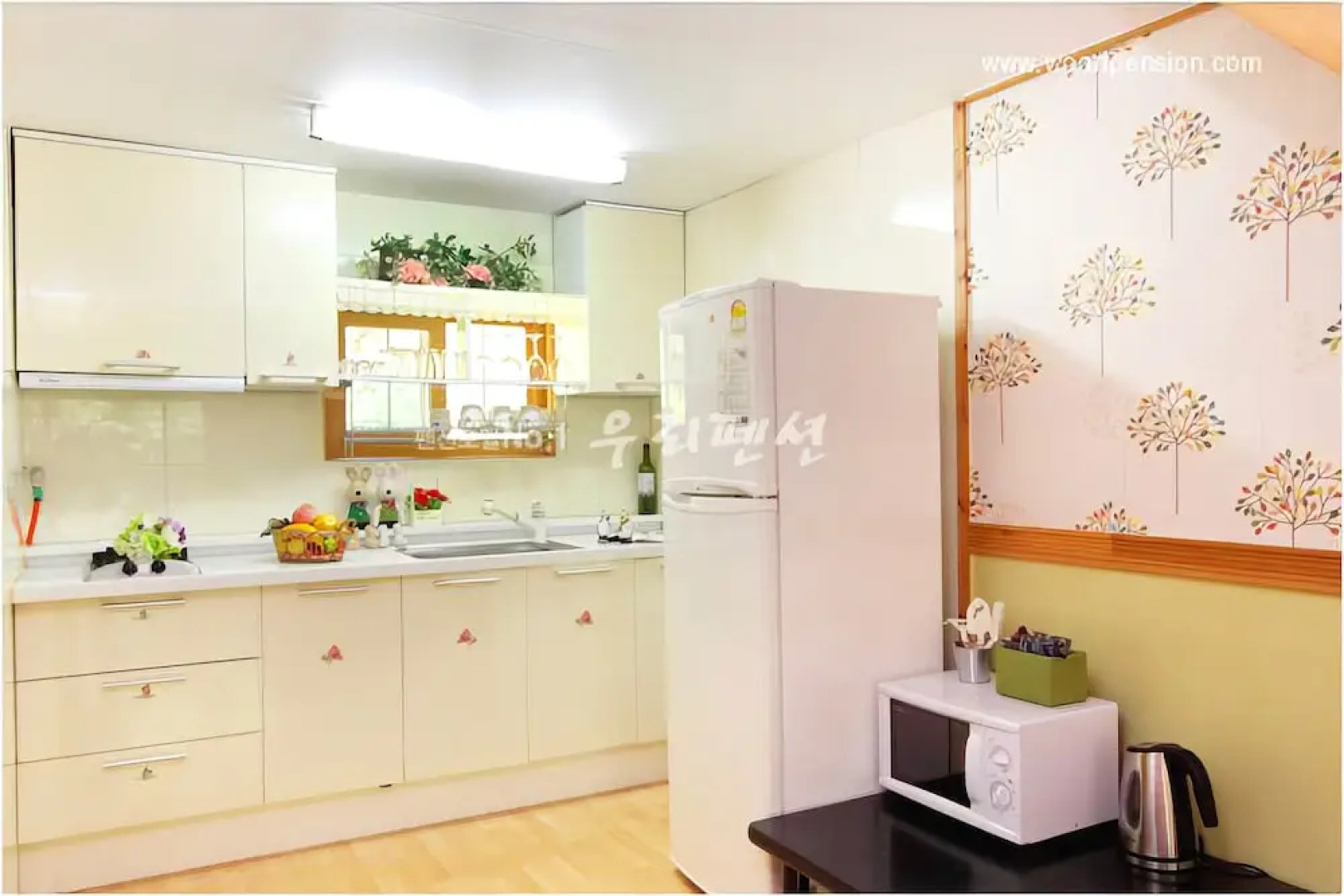 Yangpyeong Over the Mountain Pension