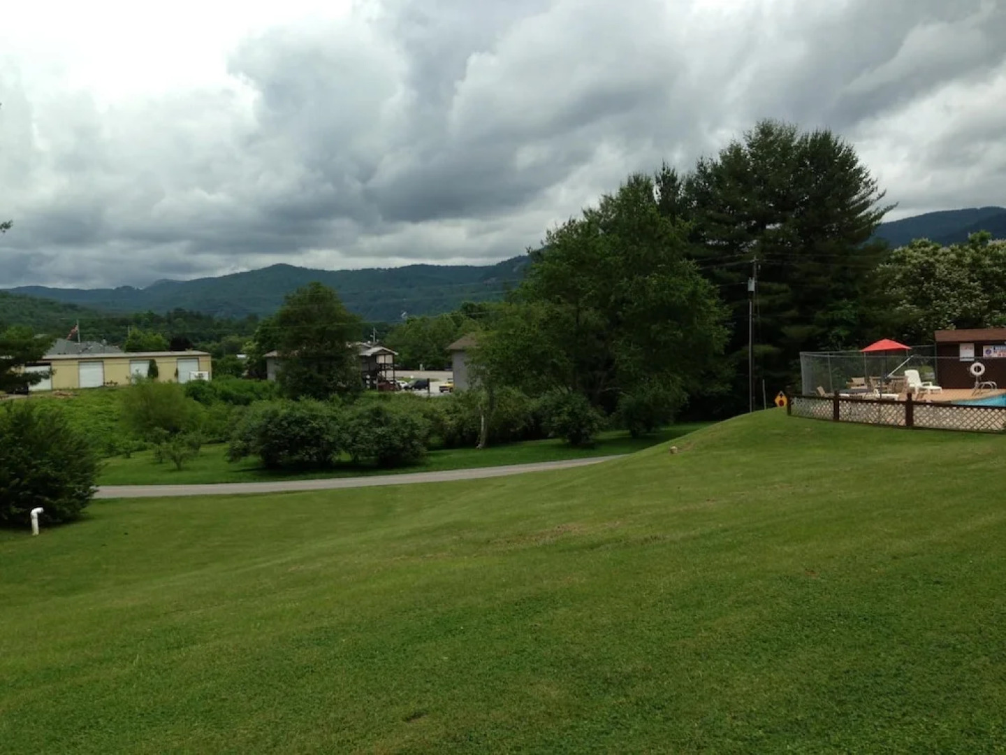 Knights Inn - Dillard