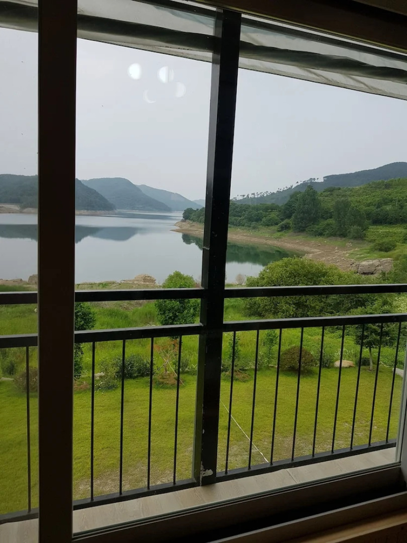 Organic Redclay House