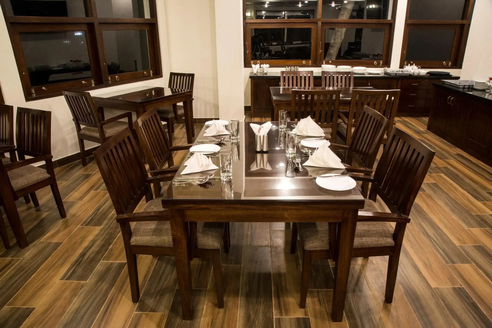 Grand 7 Hotel Kesbewa