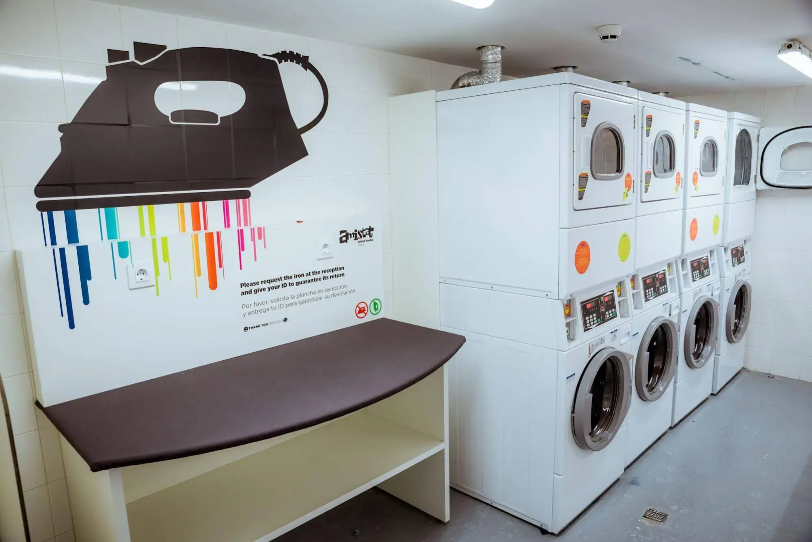 AMISTAT Island Hostel Ibiza - ALBERGUE JUVENIL