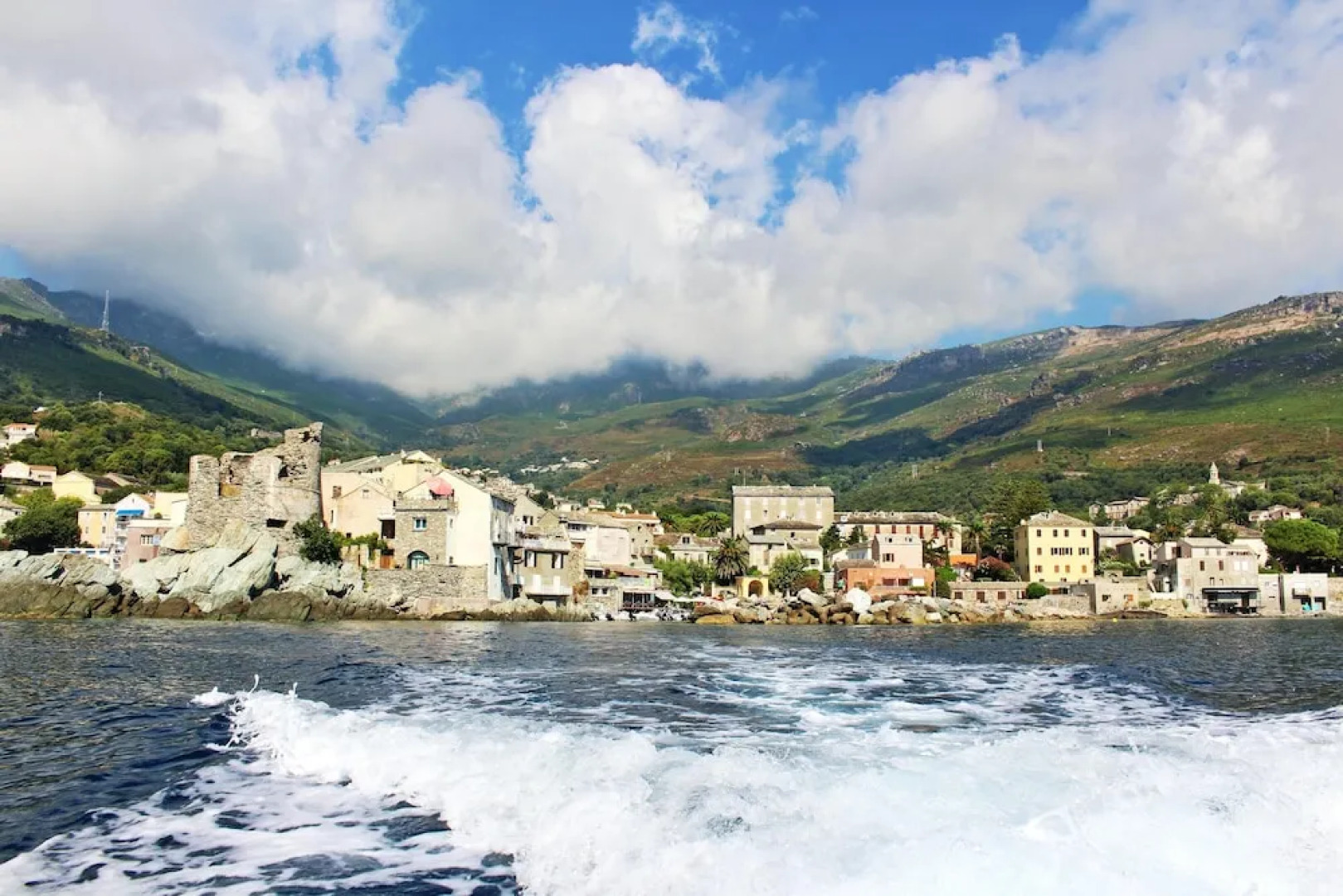 House With 3 Bedrooms in Erbalunga, With Wonderful sea View, Enclosed