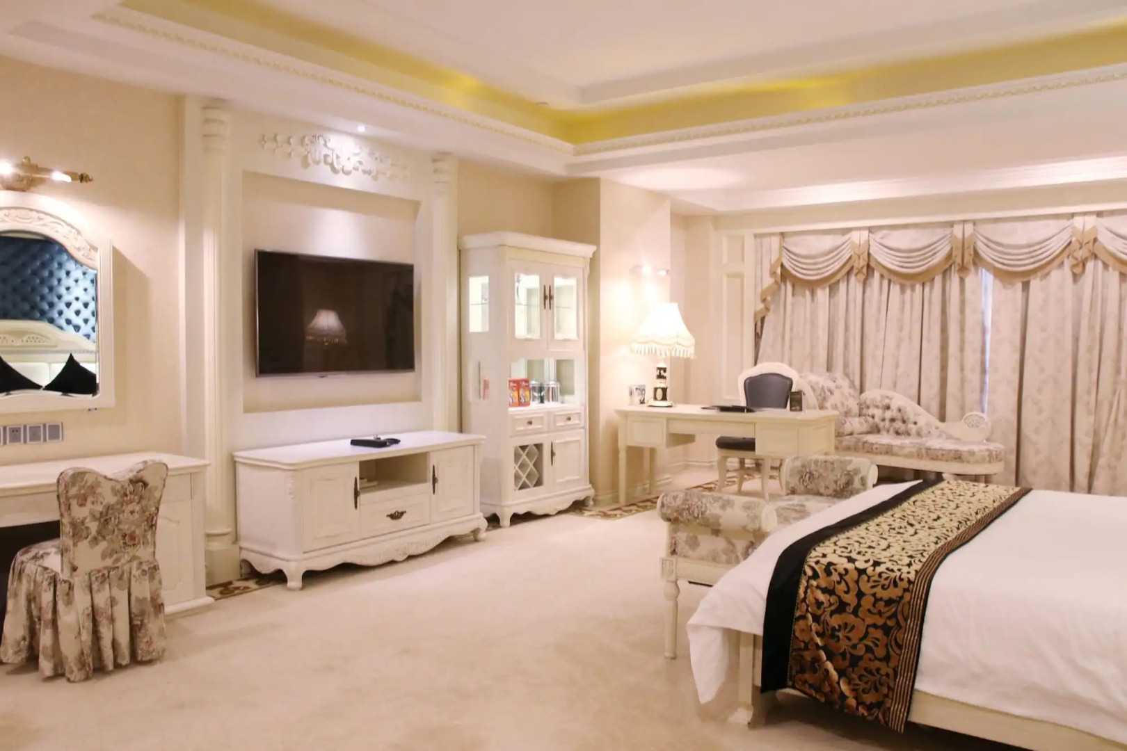 Homeland International Hotel