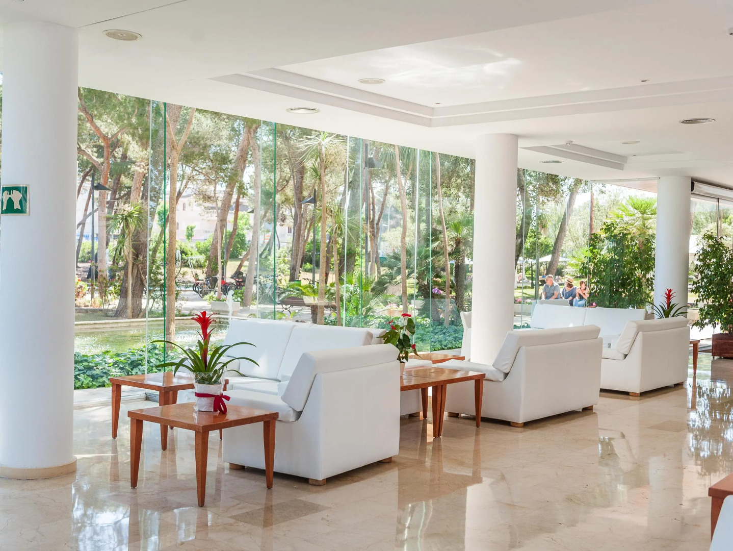 Eix Alzinar Mar Aparthotel