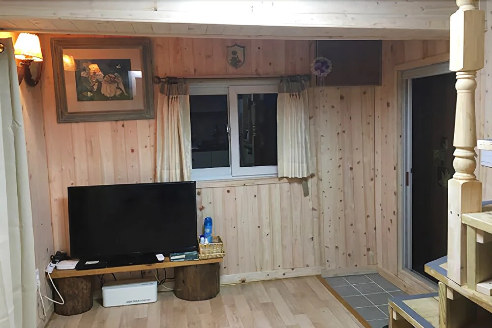 Jecheon Log Tree Pension