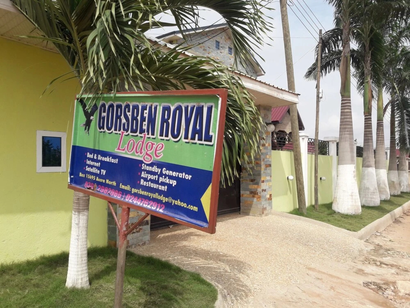 Gorsben Royal Lodge Hotel