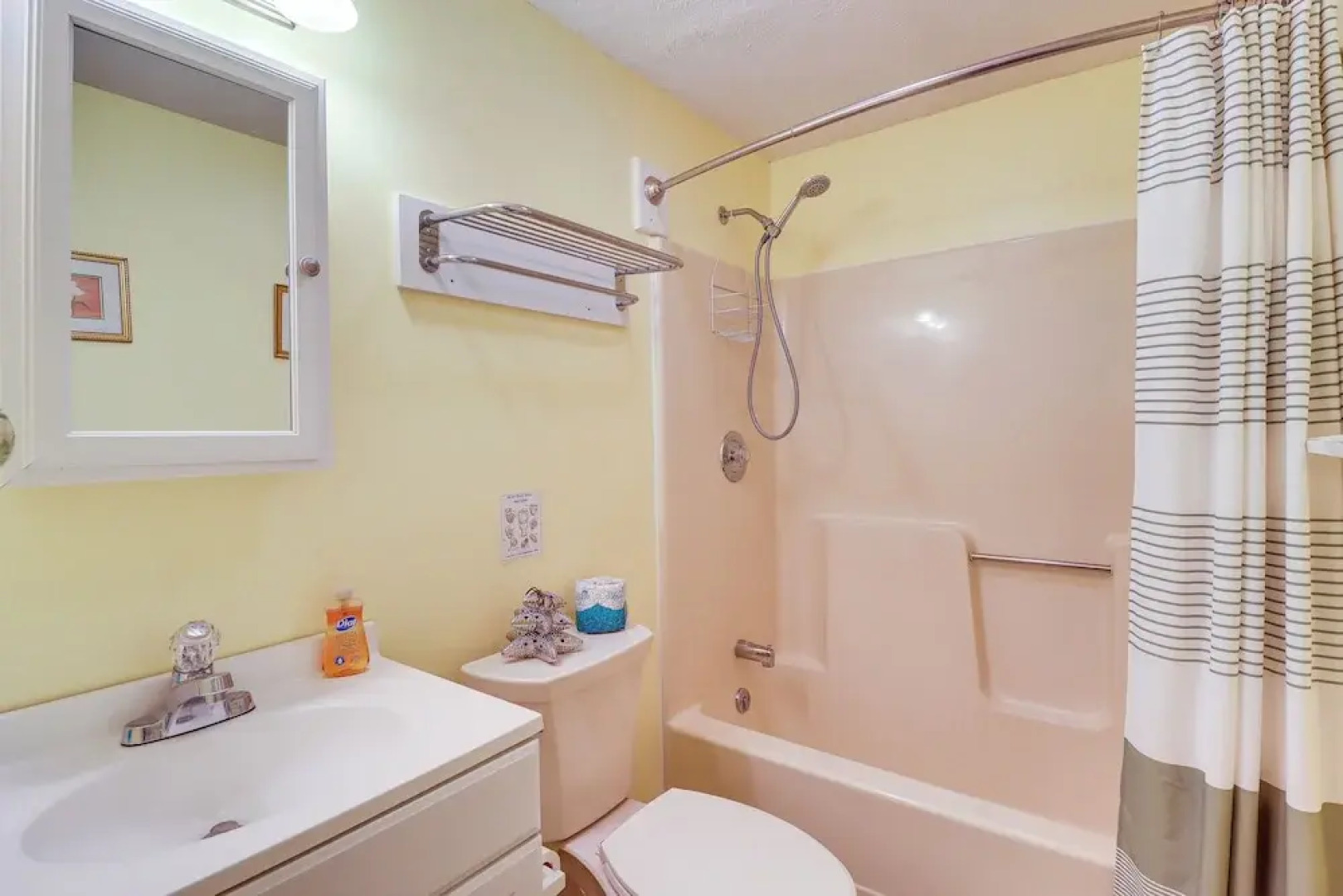 Walk to Towamensing Trails Beach: Home w/ Hot Tub!