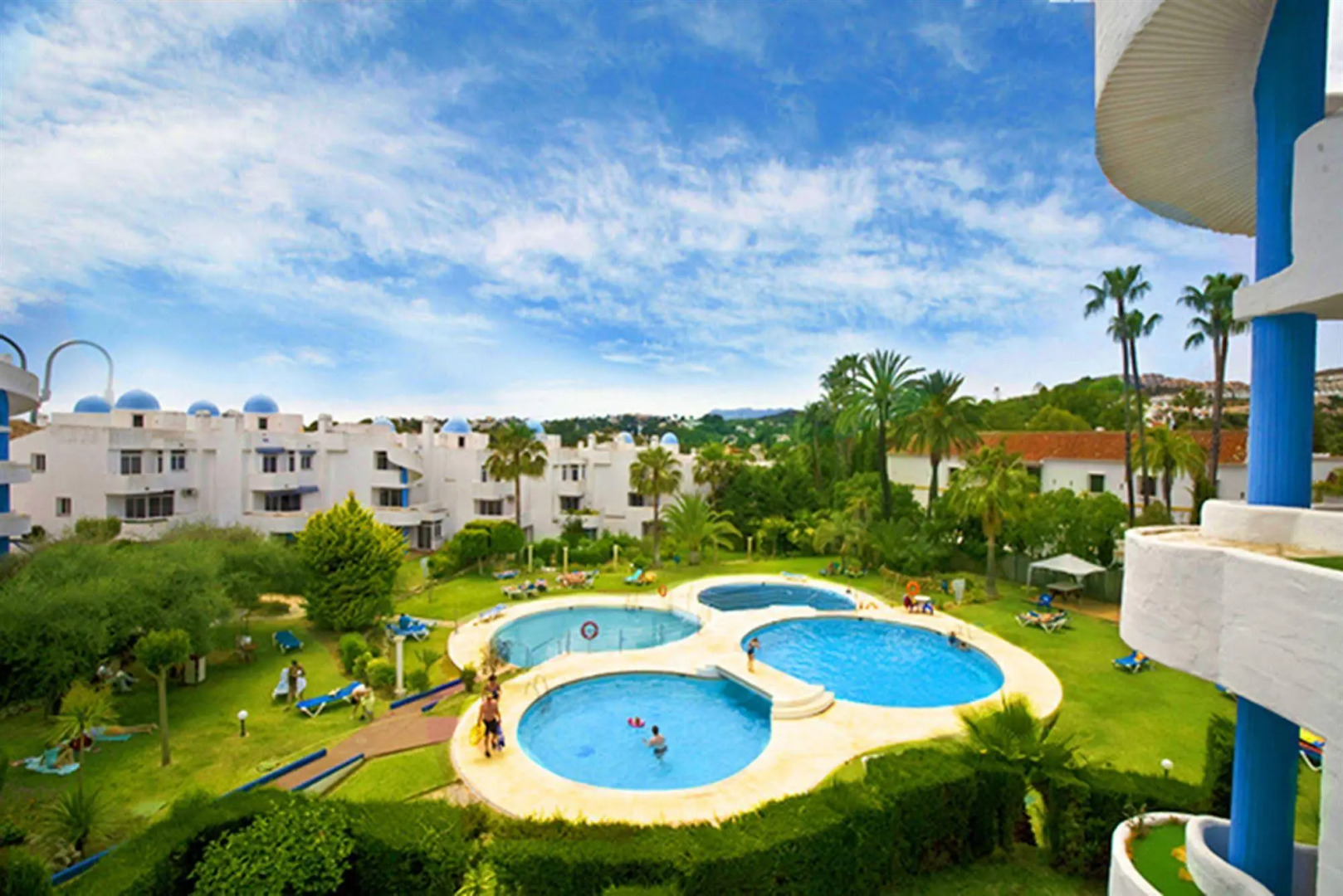 Apartamentos Ona Campanario