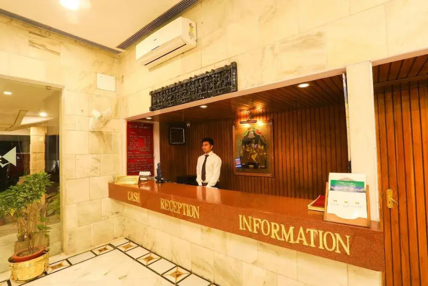 Hotel Classic Residency