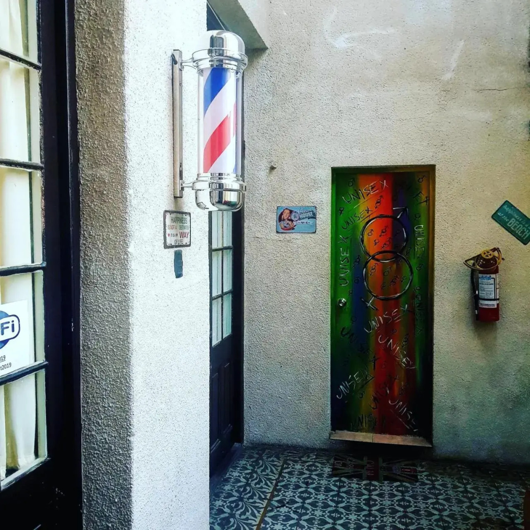 Hostal MVD Port