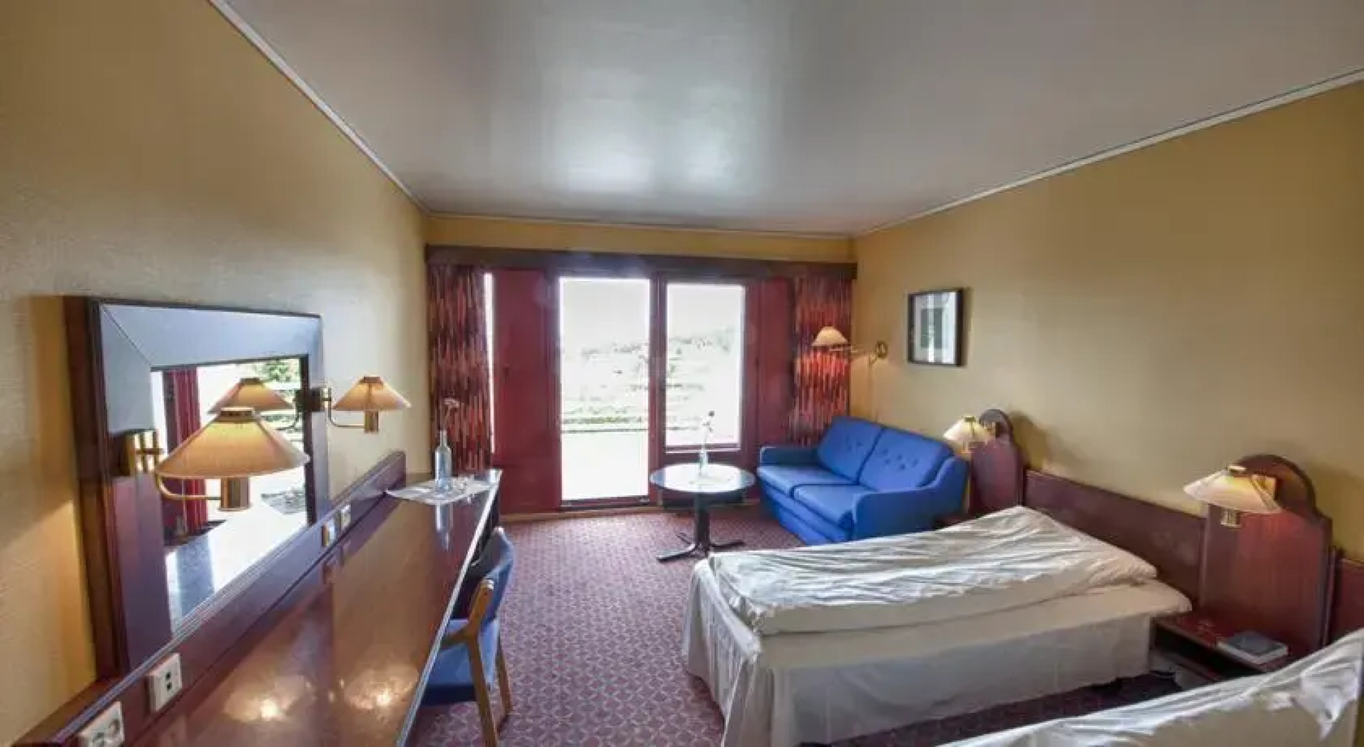 Ulsteinvik Vandrerhjem og Sommerhotell