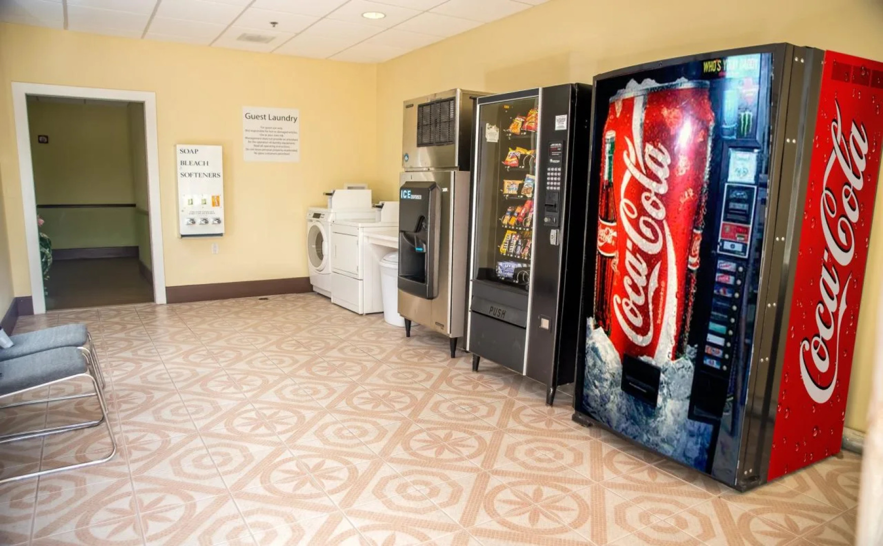 Holiday Inn Express & Suites Cocoa by IHG