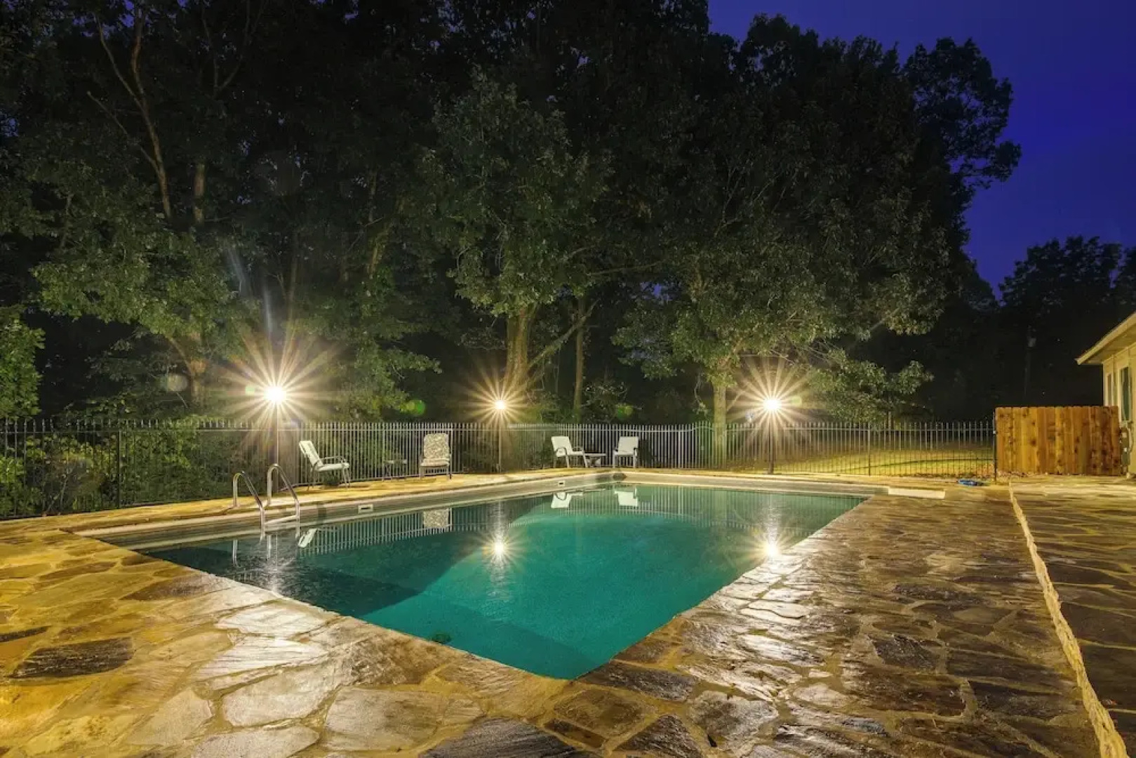 18 Mi to Dtwn Memphis: Oasis on 8 Acres!