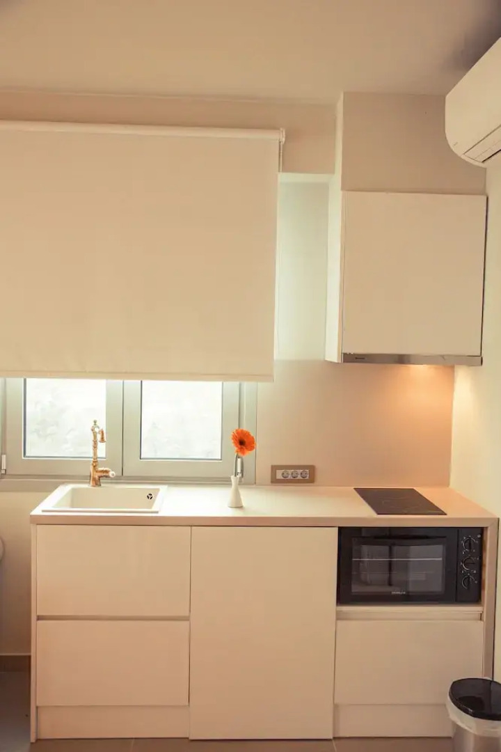 IO Luxury Pool & Hot Tub Suites