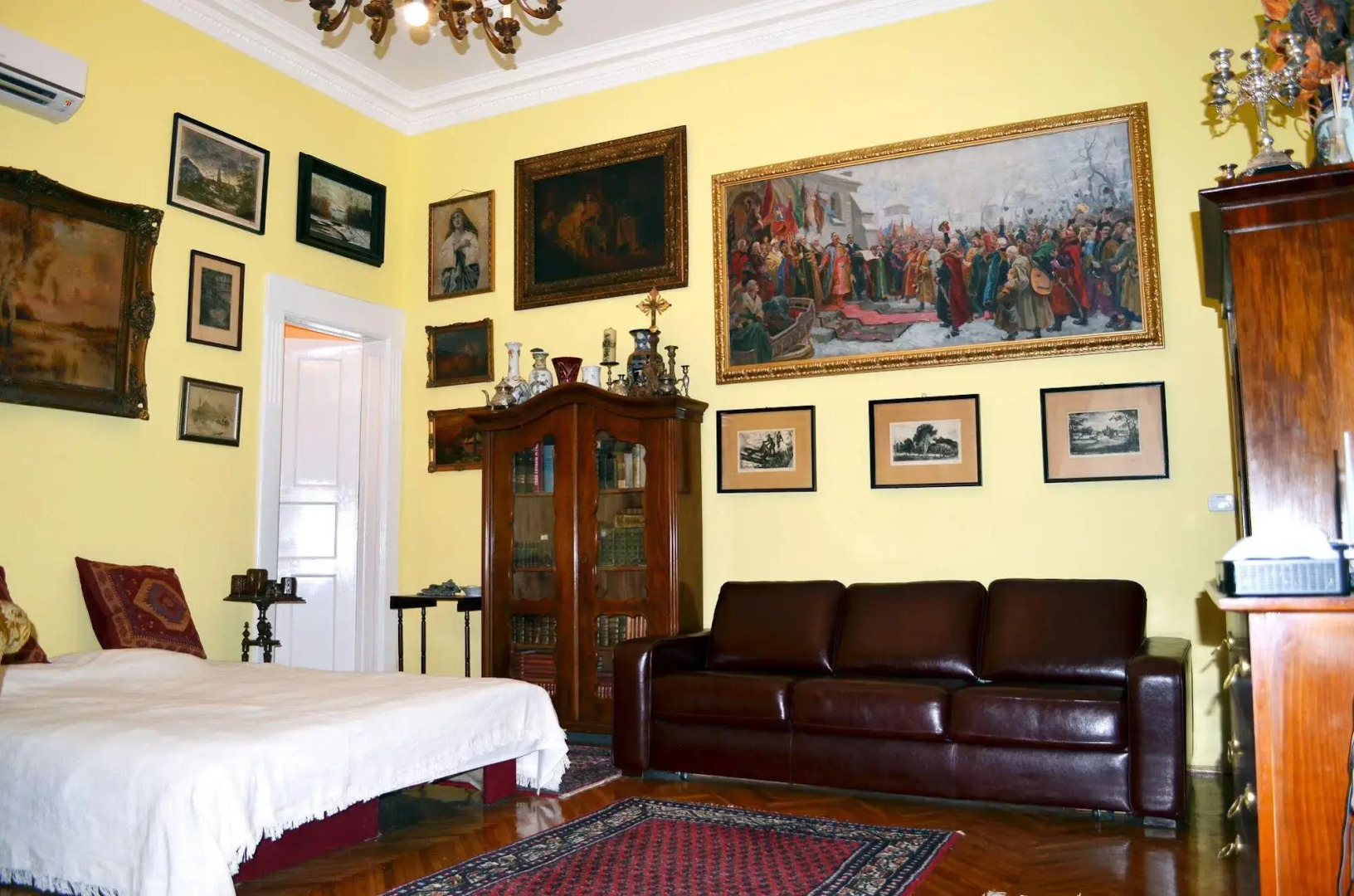 Central Boulevard Apartment