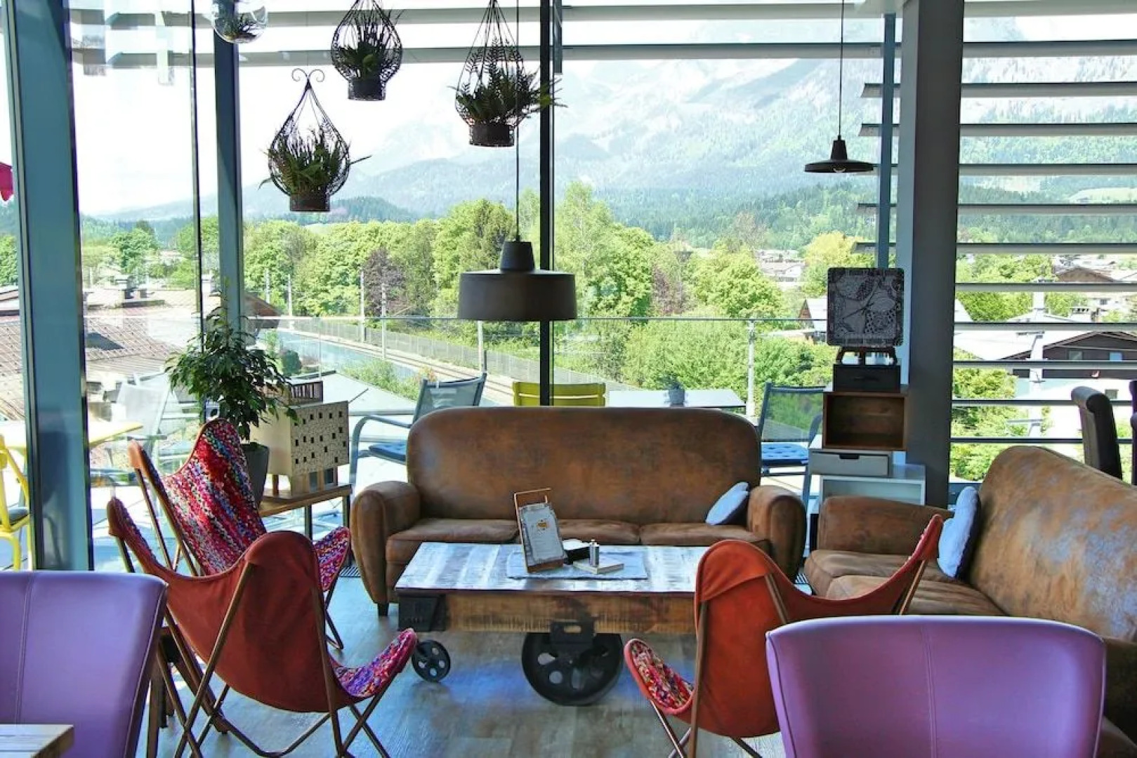 Cubo Sport & Art Hotel