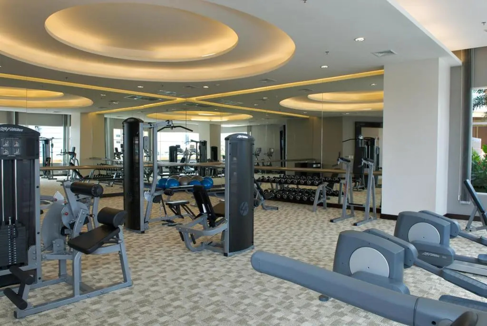 The Narathiwas Hotel & Residence Bangkok