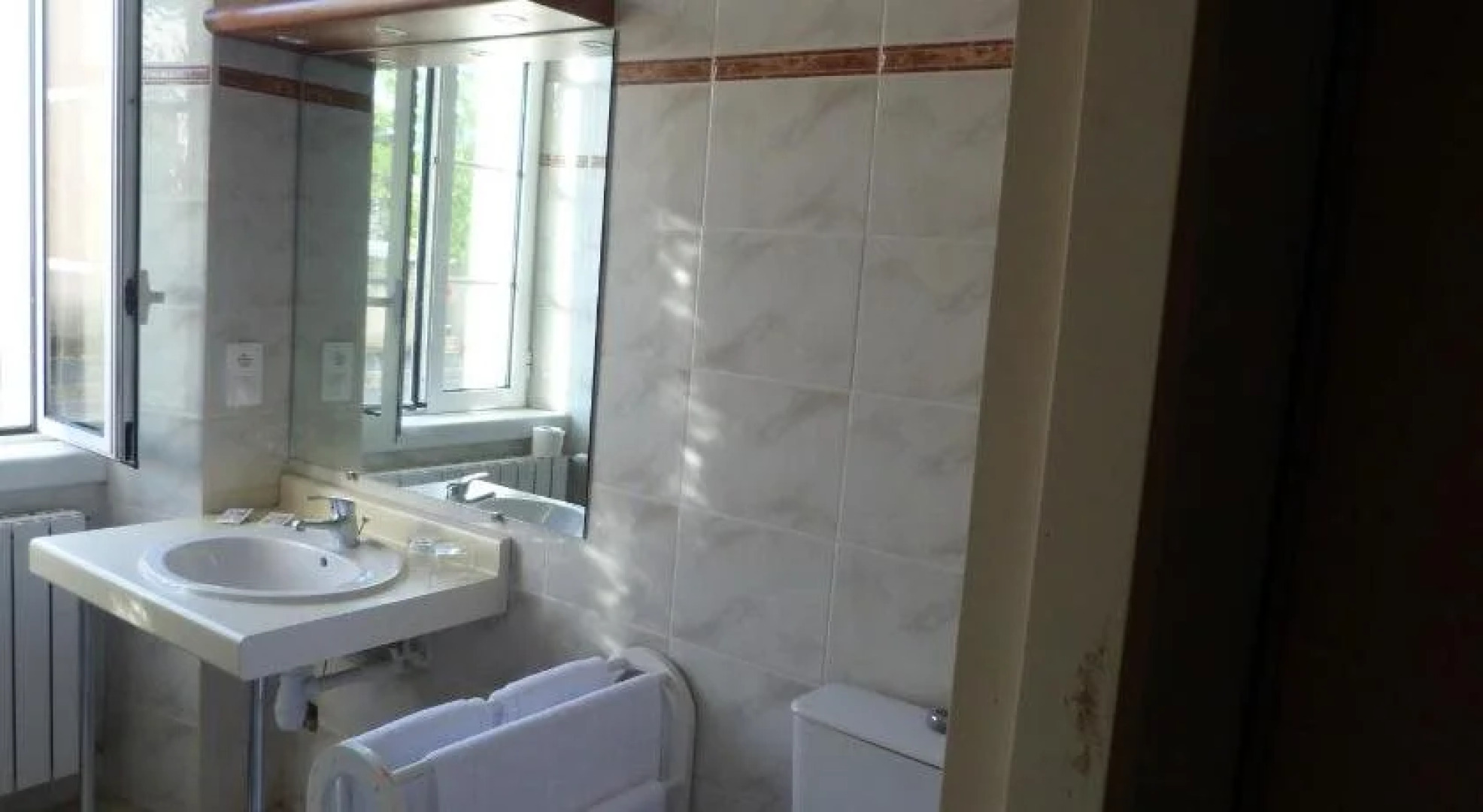 Logis Hotel Restaurant La Tour de Ciron