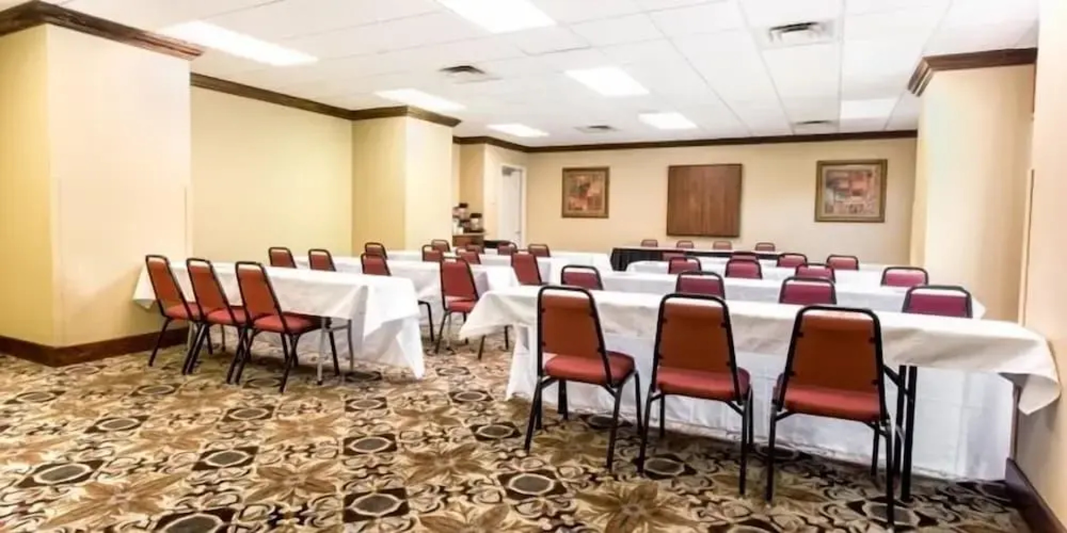 Grand Plaza Hotel, Trademark Collection by Wyndham